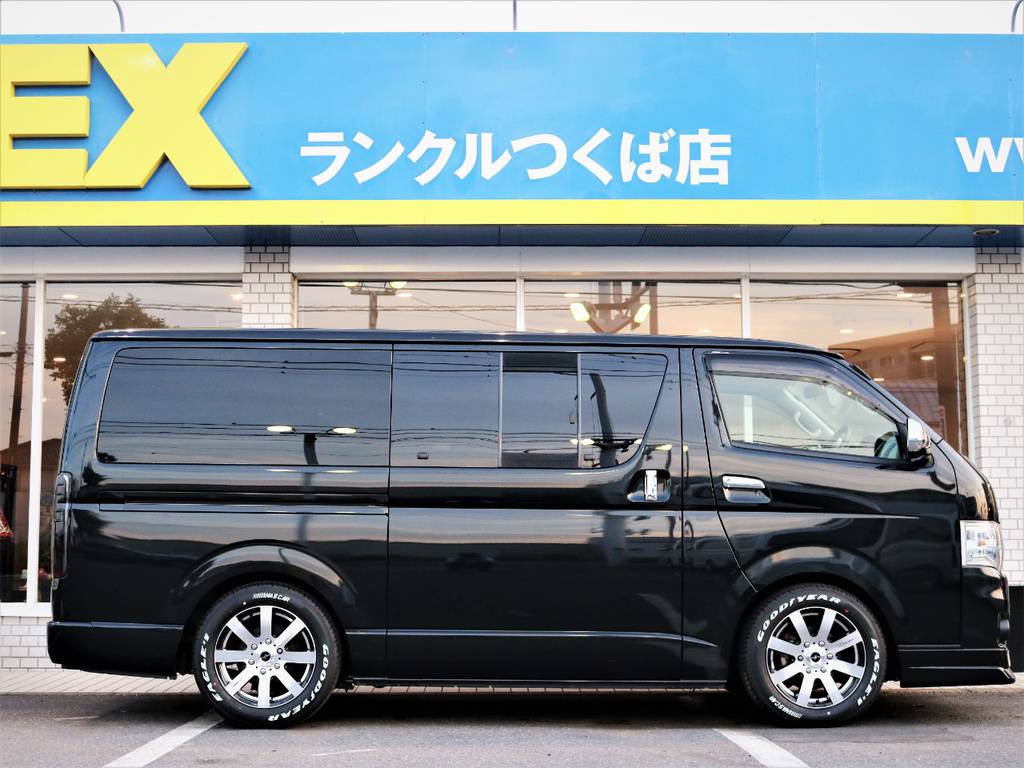 茨城県最大級のハイエース専門店！新車から中古車までラインナップ！