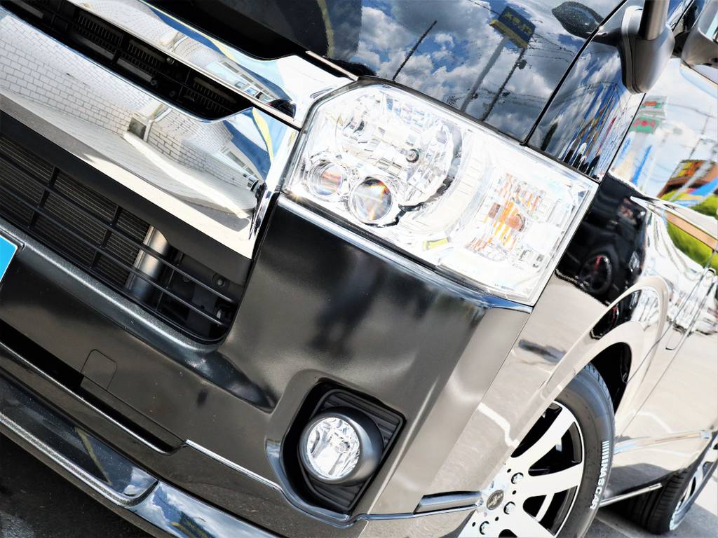 夜間走行に便利なメーカーオプション「ＬＥＤヘッドライト」！