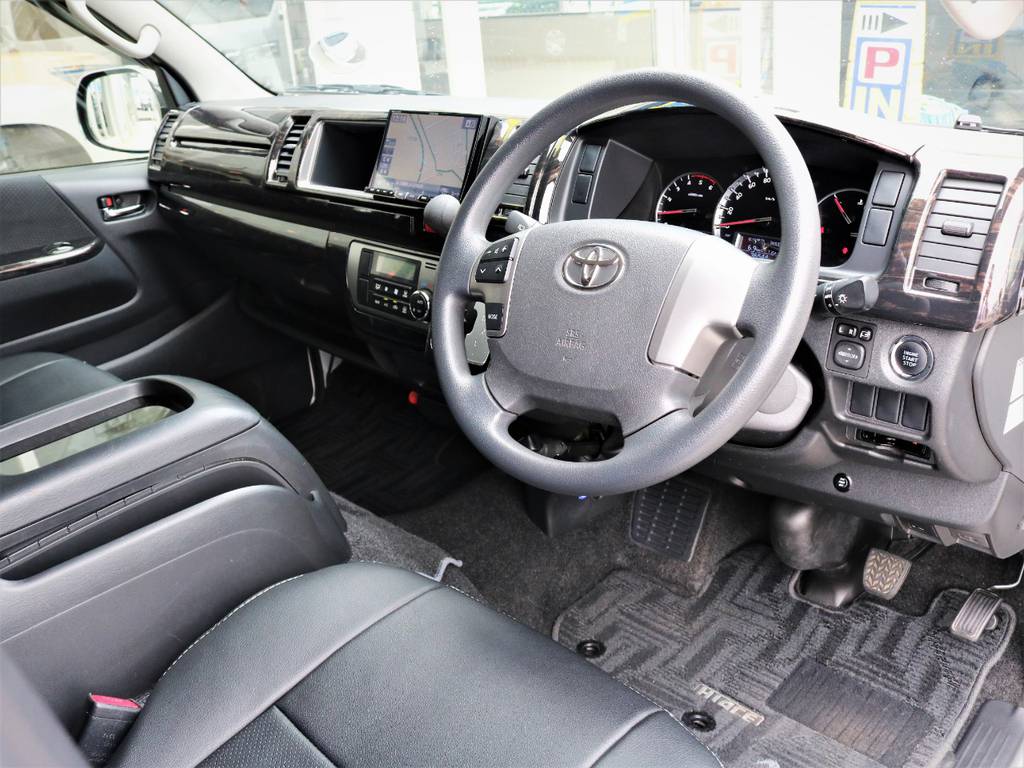 運転席周り！