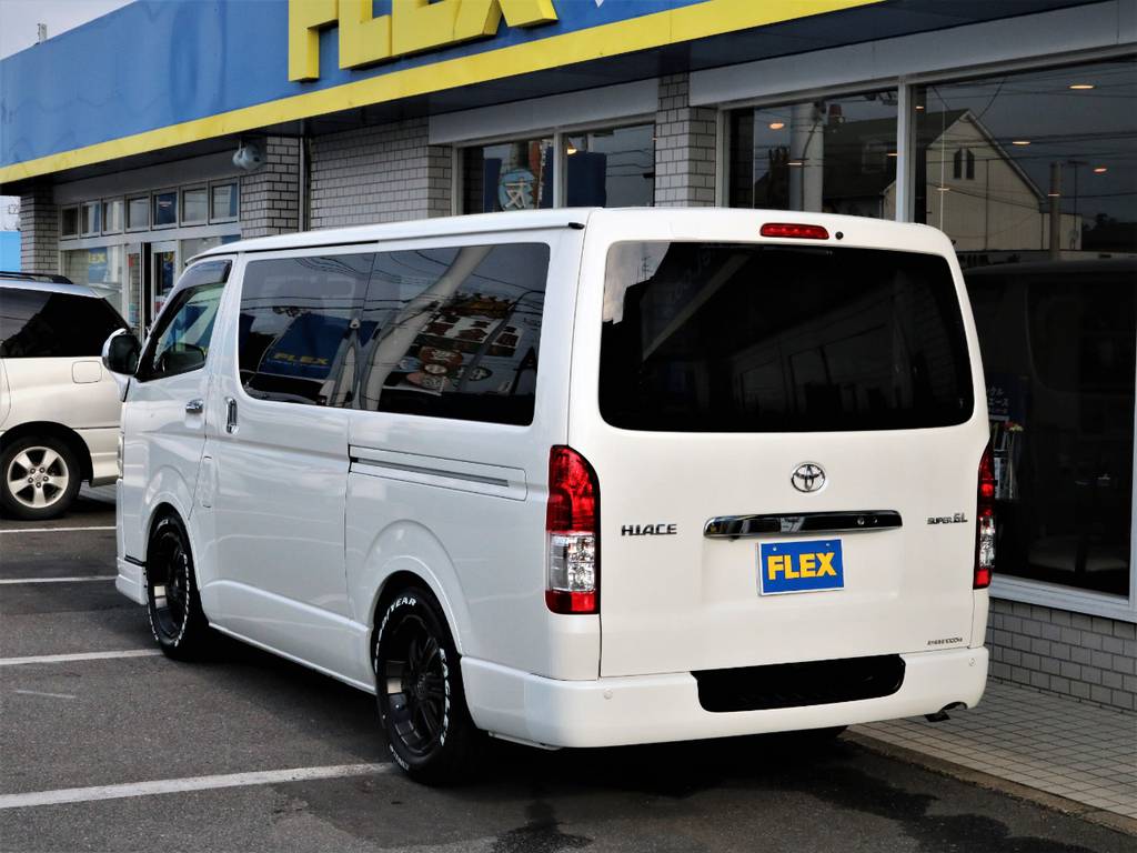 茨城県最大級のハイエース専門店！新車から中古車までラインナップ！