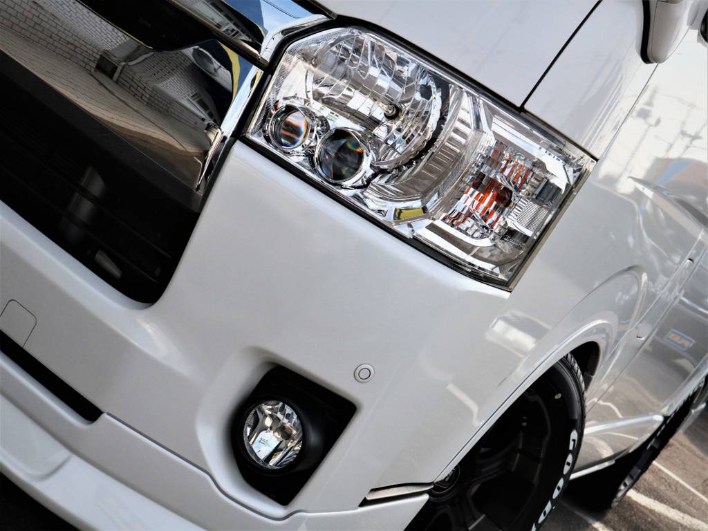 夜間走行に便利なメーカーオプション「ＬＥＤヘッドライト」！