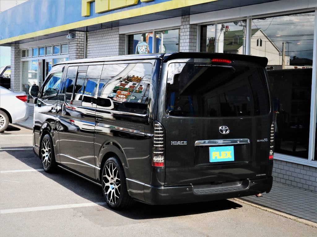 茨城県最大級のハイエース専門店！新車から中古車までラインナップ！