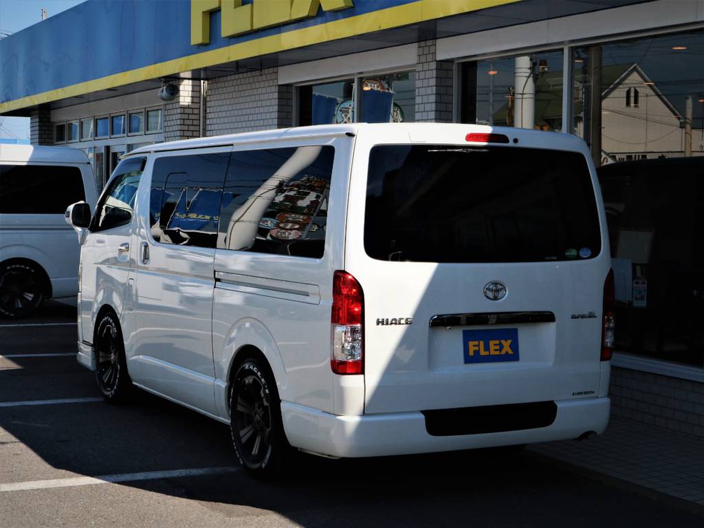 茨城県最大級のハイエース専門店！新車から中古車までラインナップ！