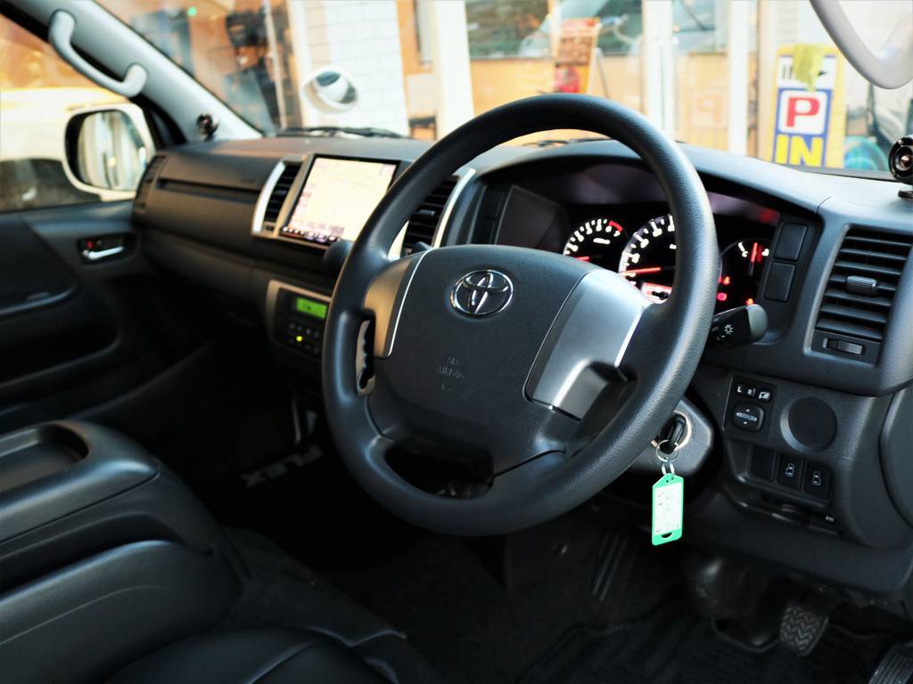 綺麗な運転席周り！