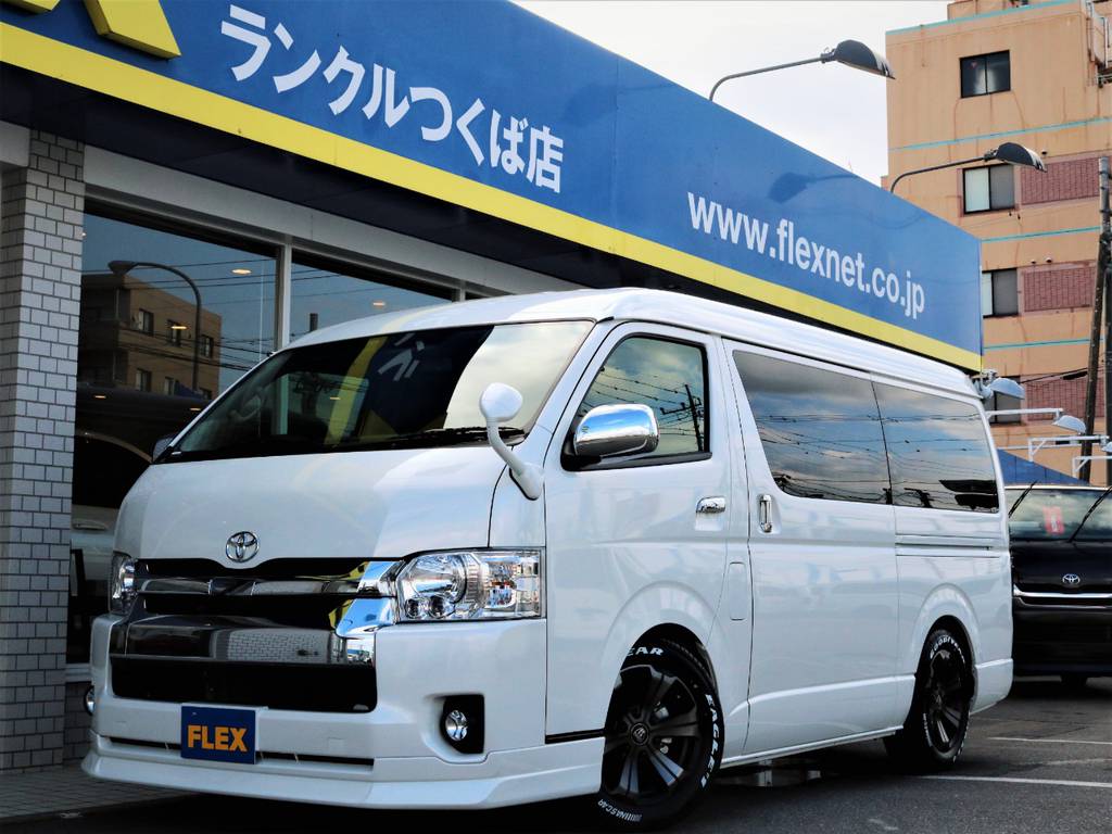 新車未登録ハイエースＷ「ＧＬ」１０人乗り２ＷＤガソリン車！ファミリーに大人気のライトカスタムが完成！