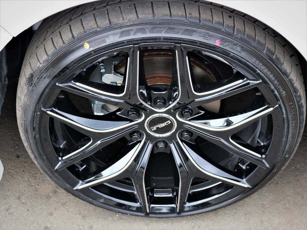 デルフ０１ＢＭ２０インチアルミホイール、国産グットイヤータイヤ！