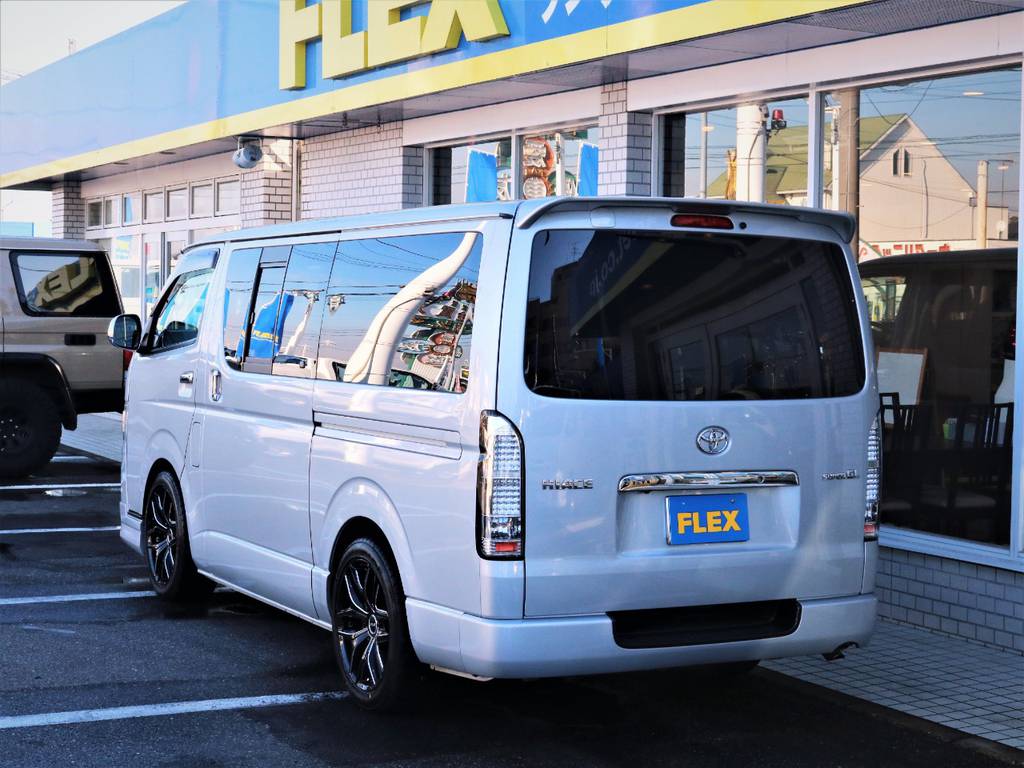 茨城県最大級のハイエース専門店！新車から中古車までラインナップ！