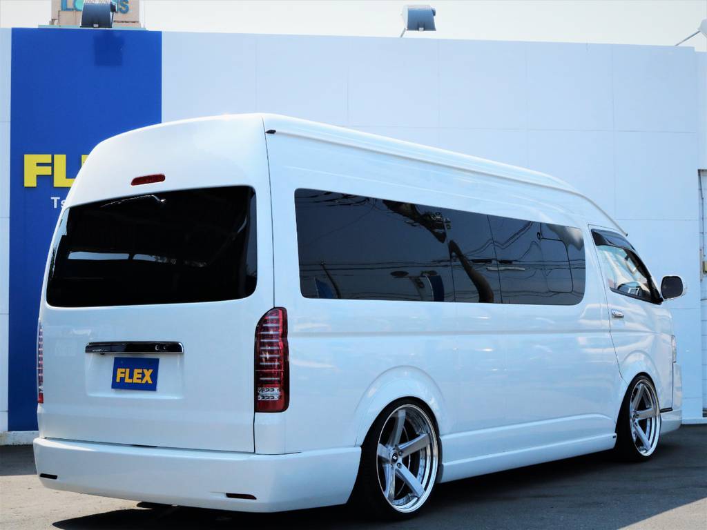 茨城県最大級のハイエース専門店！新車から中古車までラインナップ！