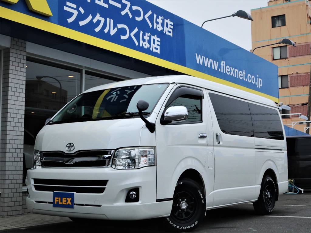平成２３年ハイエースＷ「ＧＬ」１０人乗り２ＷＤガソリン車！綺麗な一台が入庫！
