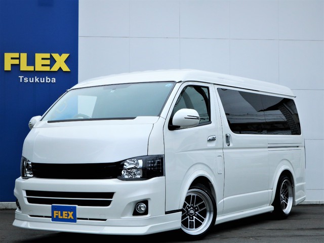 平成２３年ハイエースＷ「ＧＬ」１０人乗り２ＷＤガソリン車！内装アレンジＮ－Ｓキットが入庫！