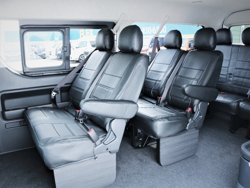 ２列目３列目！