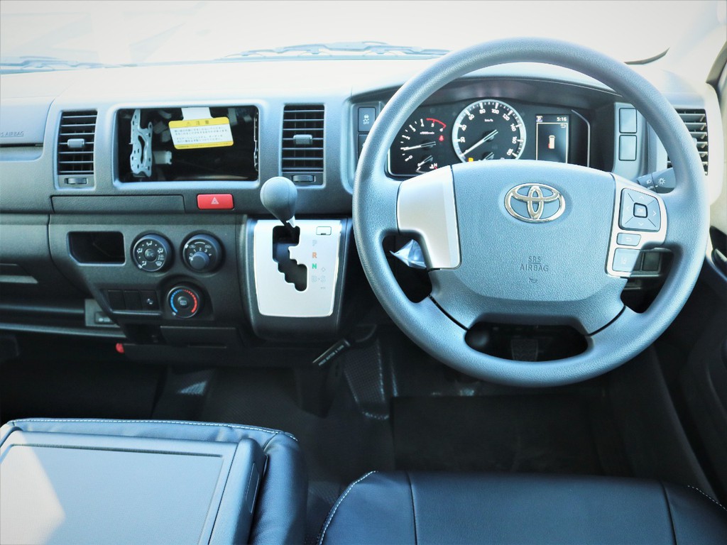 茨城県最大級のハイエース専門店！新車から中古車までラインナップ！