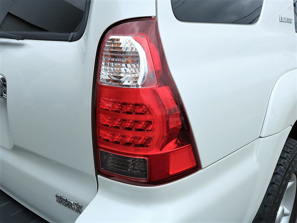 ２１５サーフ後期型！LEDテール☆