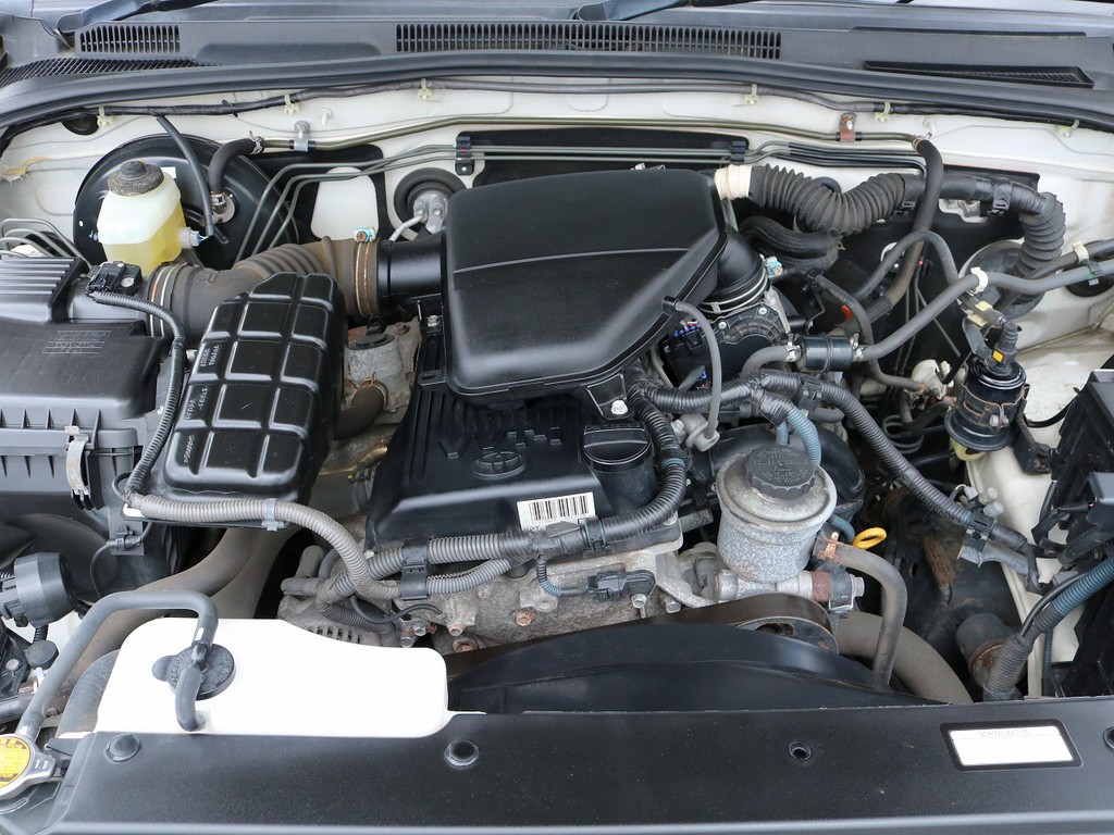 ２，７００ｃｃガソリンエンジン！タイミングチェーン式になりますのでお財布にも優しいお車です！