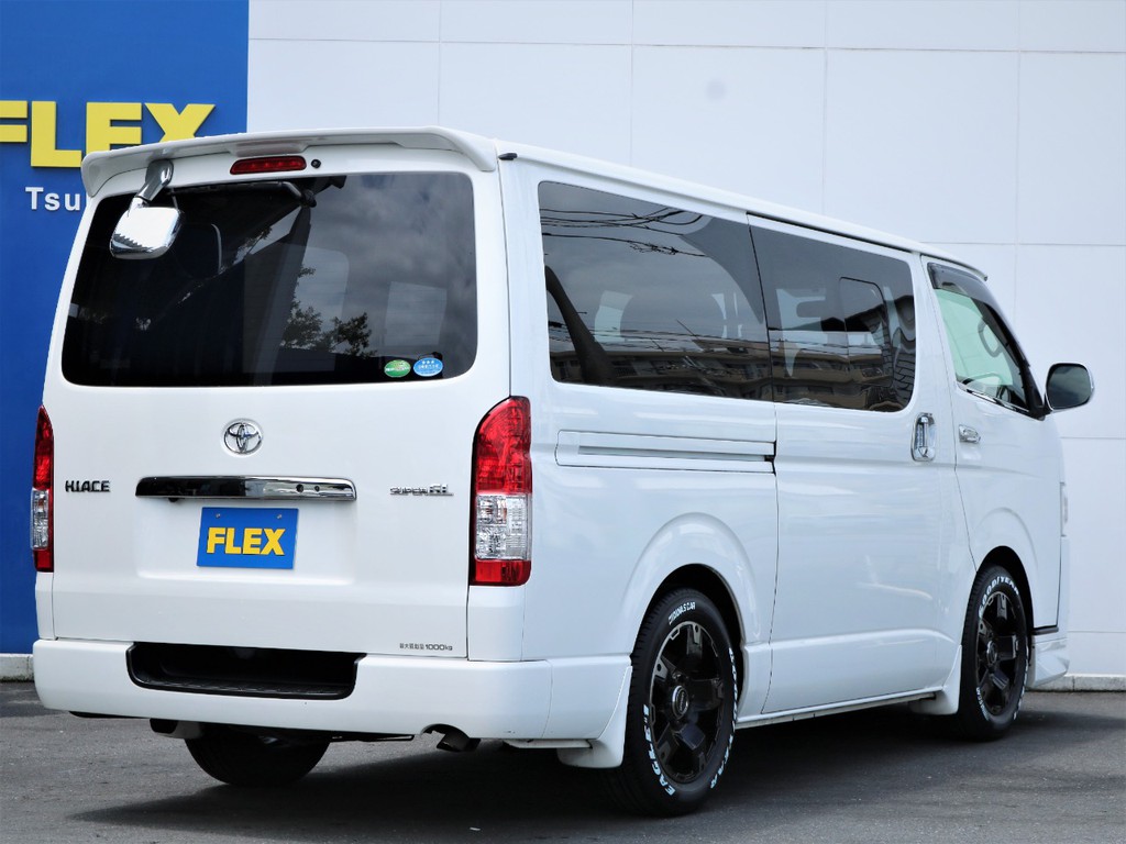 茨城県最大級のハイエース専門店！新車から中古車までラインナップ！