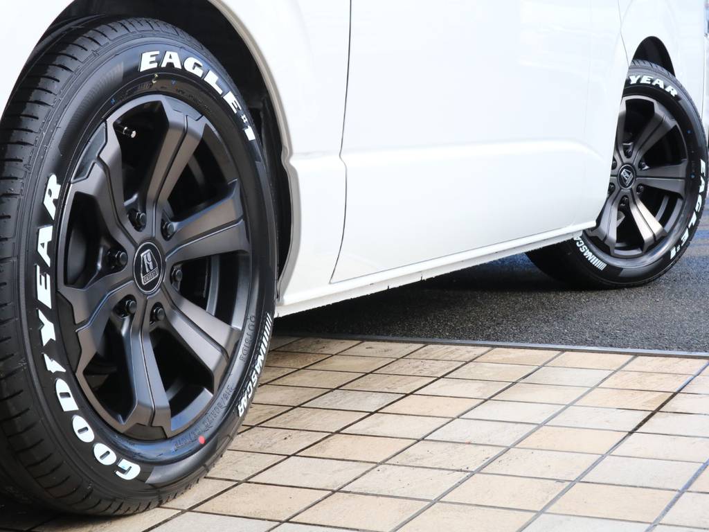 ＦＬＥＸバルベログランデ１７インチＡＷ・ナスカータイヤ♪