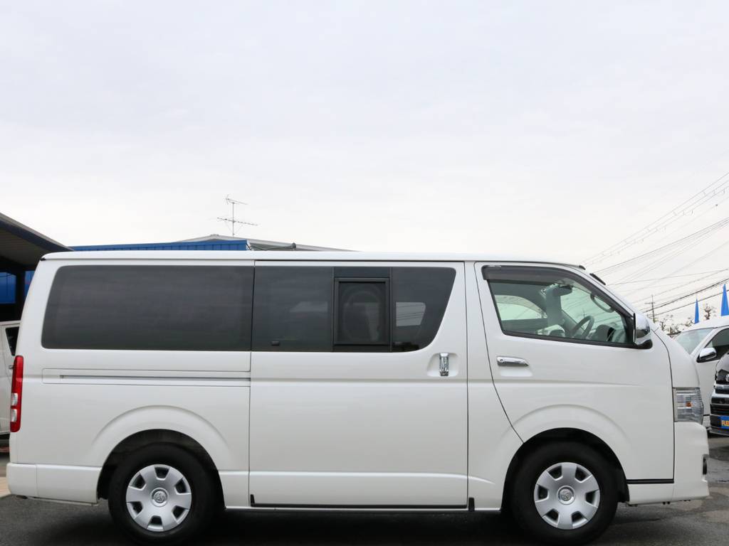 車高はノーマル車高ですので道を選ばずドライブして頂けます♪