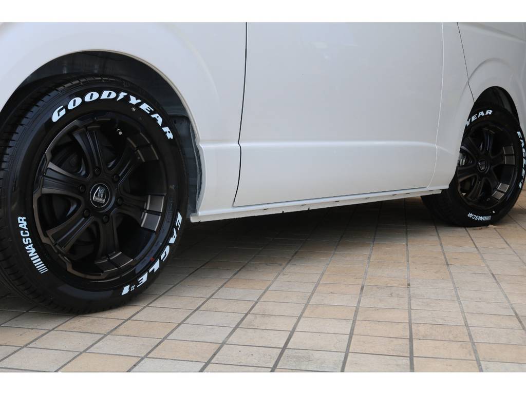 ＦＬＥＸバルベロディープス１７インチＡＷ＆ナスカータイヤ♪
