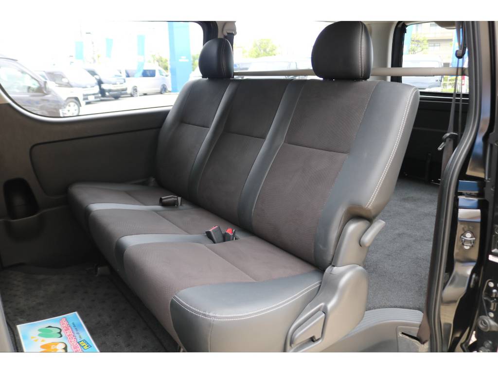 特別仕様車専用ハーフレザーシート♪