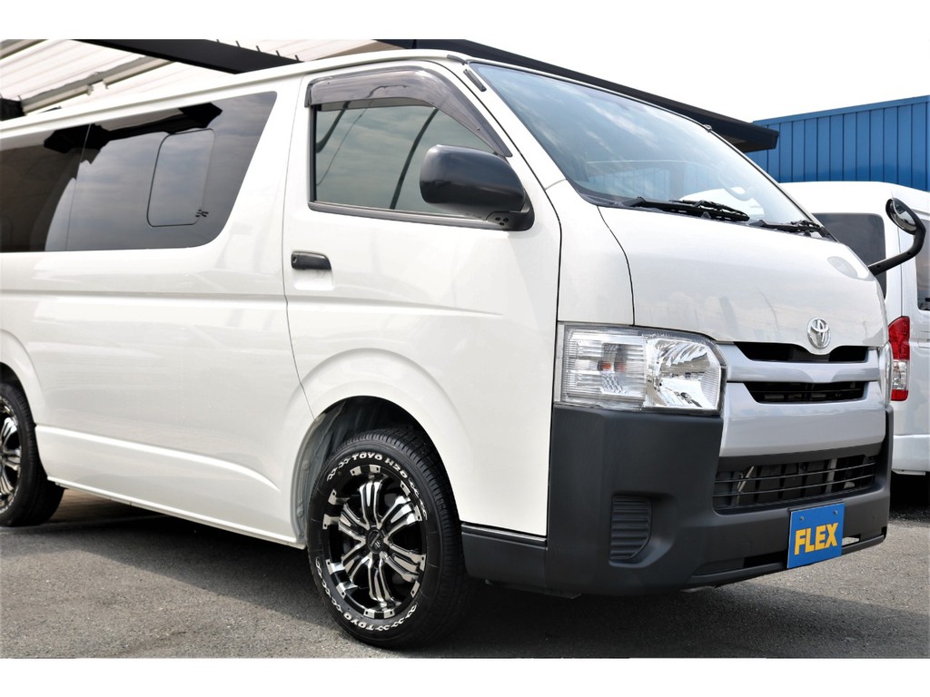 4型ＤＸガソリン２ＷＤ・トヨタＴＥＣＳ製リフト付きバン入庫♪