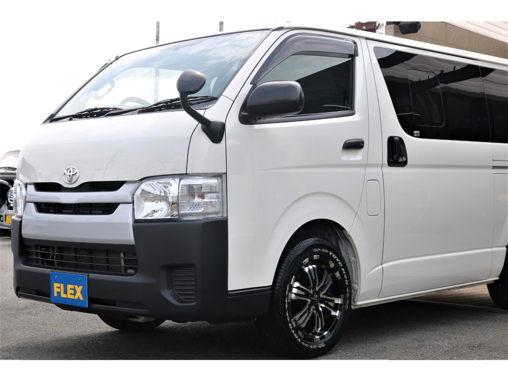 4型ＤＸガソリン２ＷＤ・トヨタＴＥＣＳ製リフト付きバン入庫♪