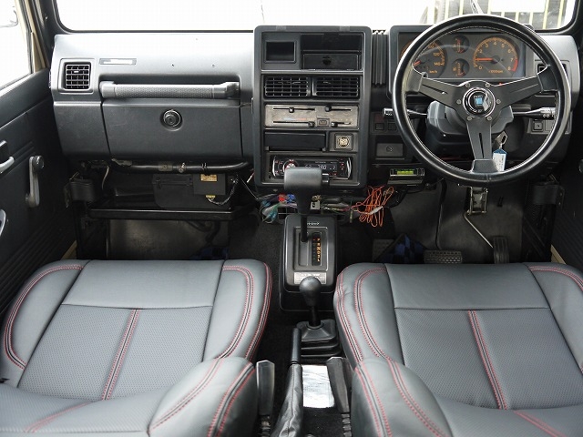 ジムニー ｆｊ仕様ジムニー ７号機完成 今回は内装にチカラ入ってます スズキジムニーサマーウインド中古車 車探しなら中古車 新車の専門店flex フレックス へ