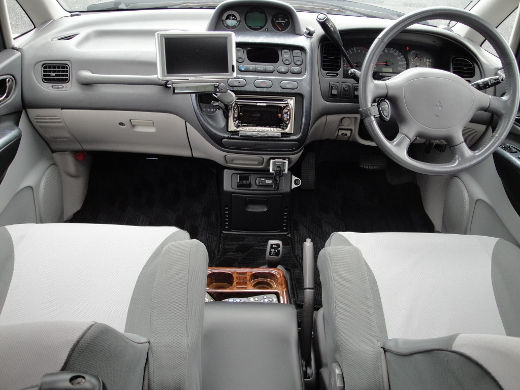 スペースギア デリカスペースギア３０００ ｓエクシードロングｃライトｒ ４ｗｄ ｈｄｄナビ オートステップ 三菱スペースギア ロングスーパーエクシード中古車 車探しなら中古車 新車の専門店flex フレックス へ