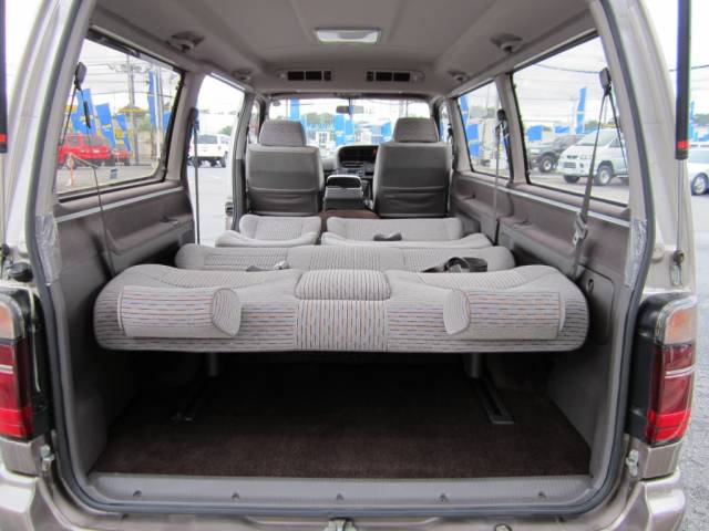 ハイエース100 100系ﾊｲｴｰｽw ｽｰﾊﾟｰｶｽﾀﾑ入庫です 走行はなんとkm 内装外装美車 ﾀｲﾐﾝｸﾞﾁｪｰﾝ ｾｶﾝﾄﾞ 回転対座ｼｰﾄ トヨタハイエース100スーパーカスタム中古車 車探しなら中古車 新車の専門店flex フレックス へ