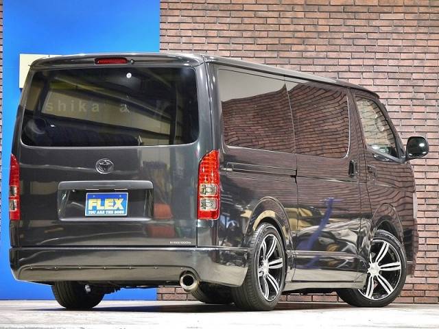 ハイエース0 ディーゼル４ｗｄ ローダウン 社外マフラー 415コブラバッドラッカー18インチアルミ ベットキット ボンネット トヨタハイエース0スーパーgl中古車 車探しなら中古車 新車の専門店flex フレックス へ