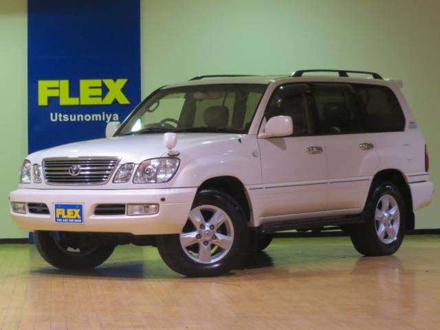 ランドクルーザーシグナス ランクルシグナス 稀少マルチレス 社外マフラー ｈｉｄ ｌｏ フォグ メッキグリル ２００系純正１８インチａｗ トヨタ ランドクルーザーシグナス中古車 車探しなら中古車 新車の専門店flex フレックス へ